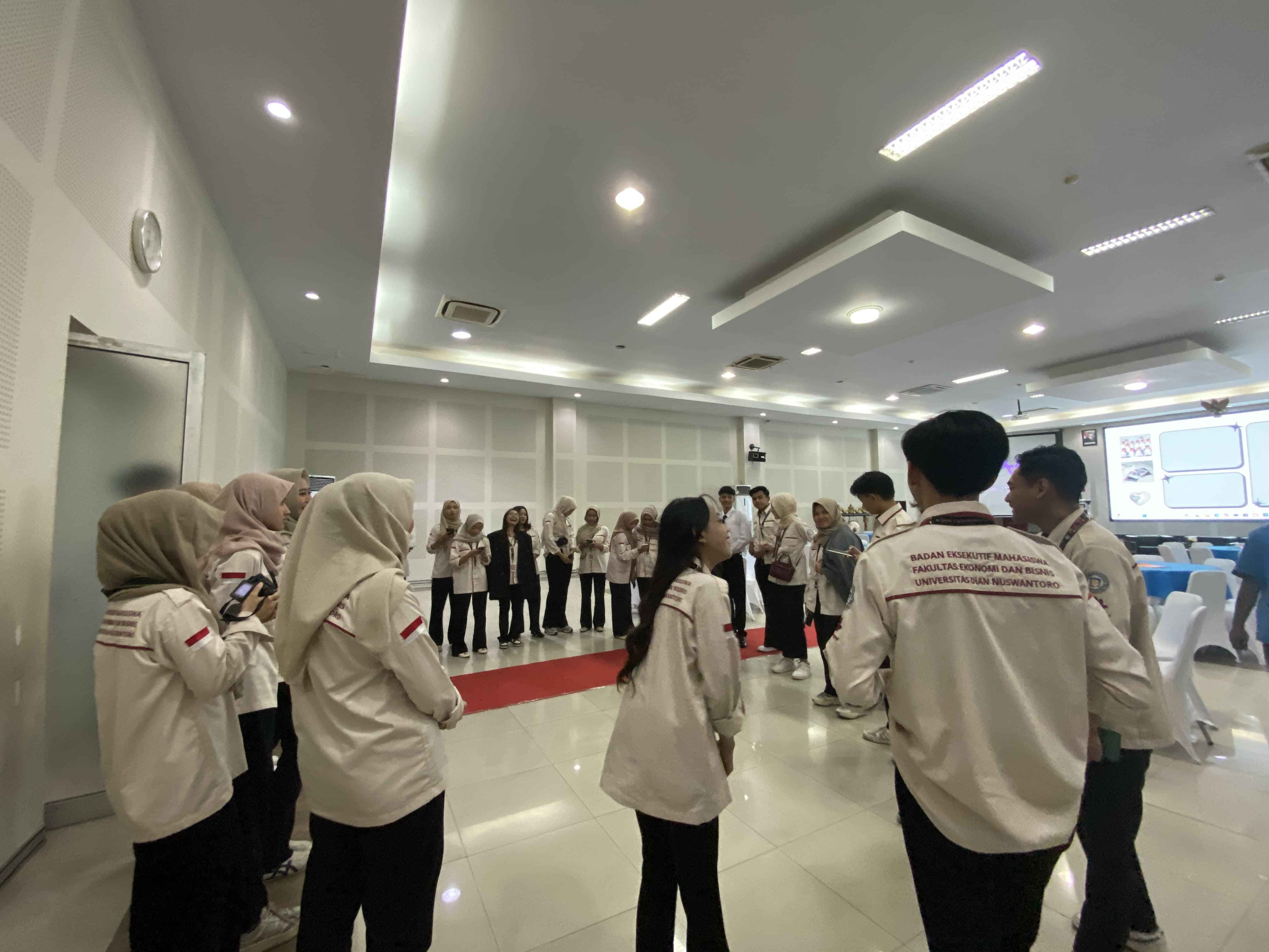 1. Briefing Panitia